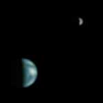 La Terre et la Lune, vues par Mars Global Surveyor depuis son orbite martienne. Crdit: NASA/JPL/Malin Space Science Systems